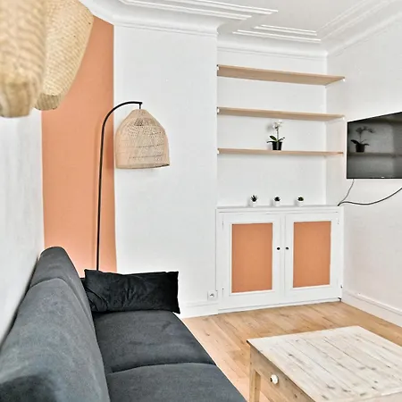Sejour Dans Le Quartier Batignole 17eme Apartment